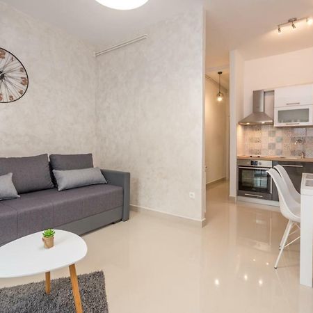 Apartments Kekel Биоград на Мору Екстериор снимка