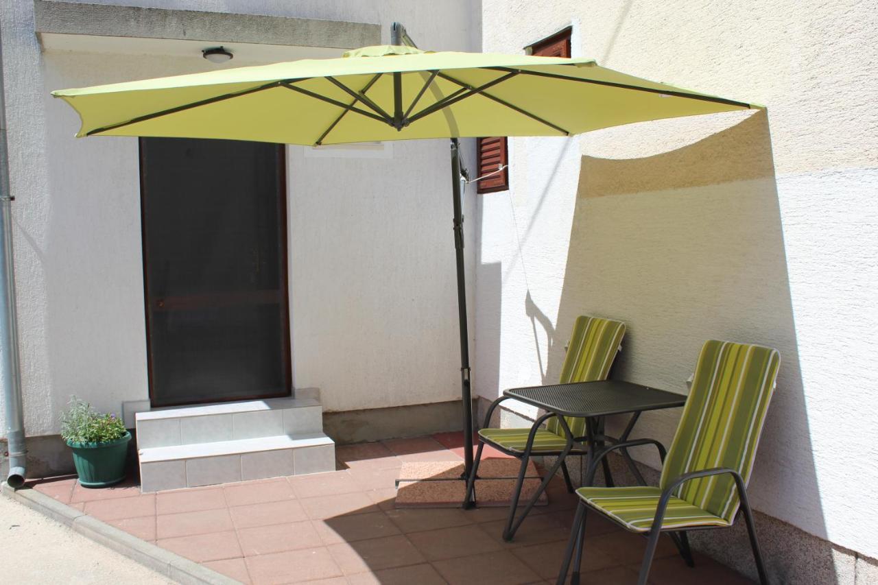 Apartments Kekel Биоград на Мору Екстериор снимка